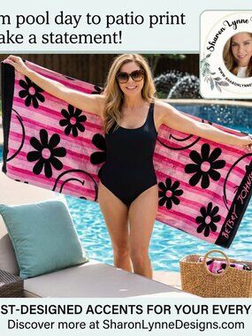 🌸 Betsey Johnson Daisy Beach Towel – Black & Pink Striped Floral Towel